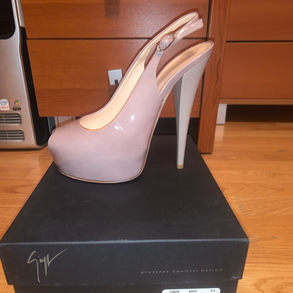 Authentic Giuseppe Zanotti Monro 105 PL Vernice